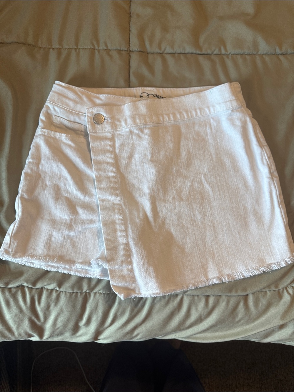 art class White Denim Skort with Frayed Hem